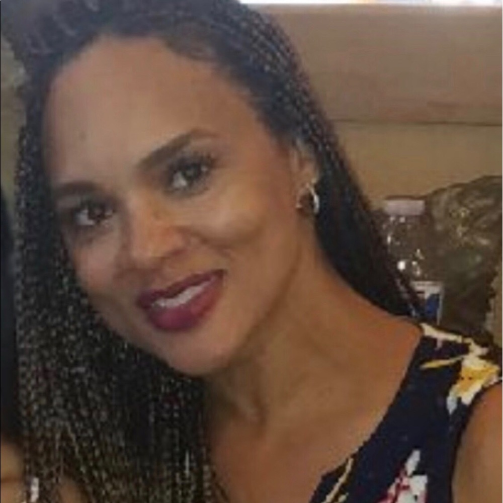 Meet your Posher, Teri